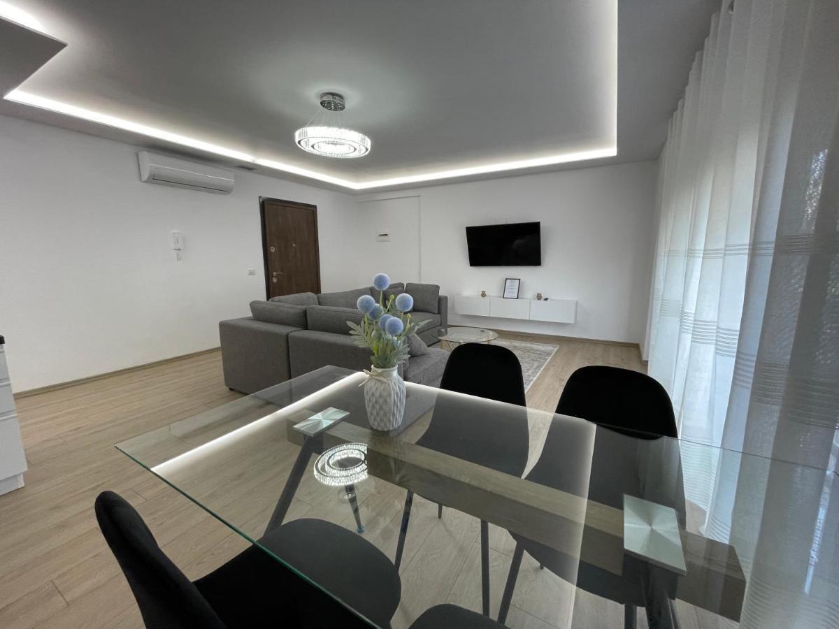 New Bazaar 2022 Apartment Tiranë Ngoại thất bức ảnh