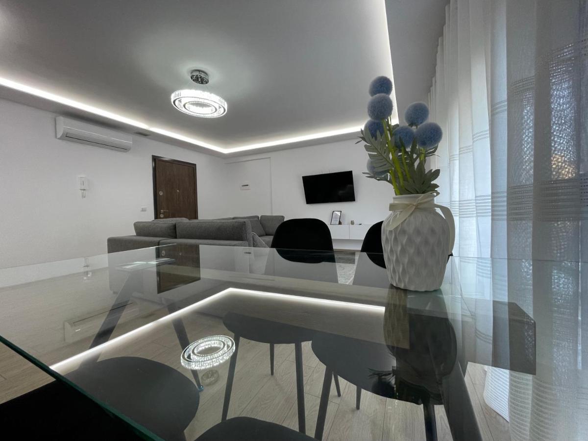 New Bazaar 2022 Apartment Tiranë Ngoại thất bức ảnh