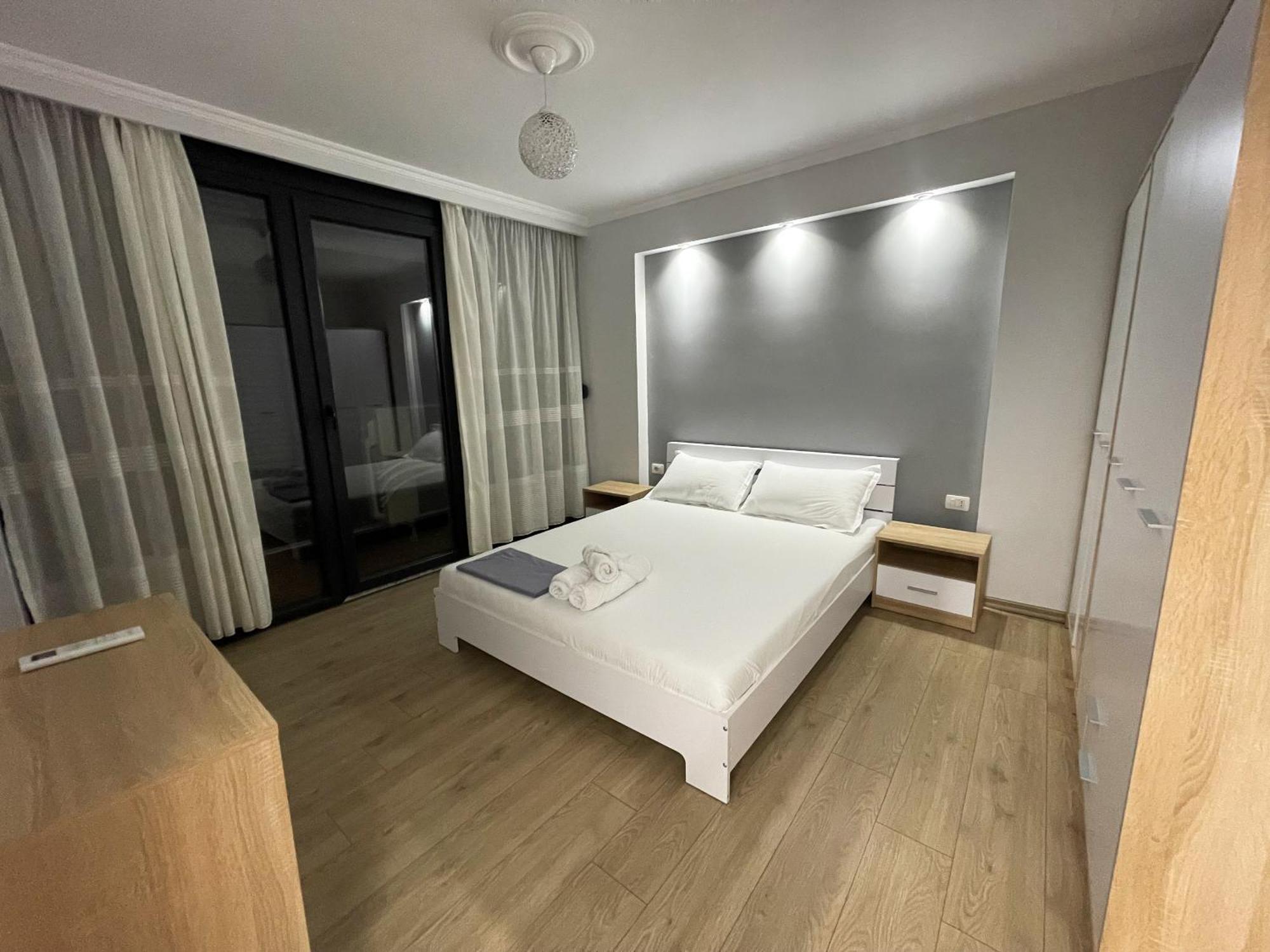 New Bazaar 2022 Apartment Tiranë Ngoại thất bức ảnh
